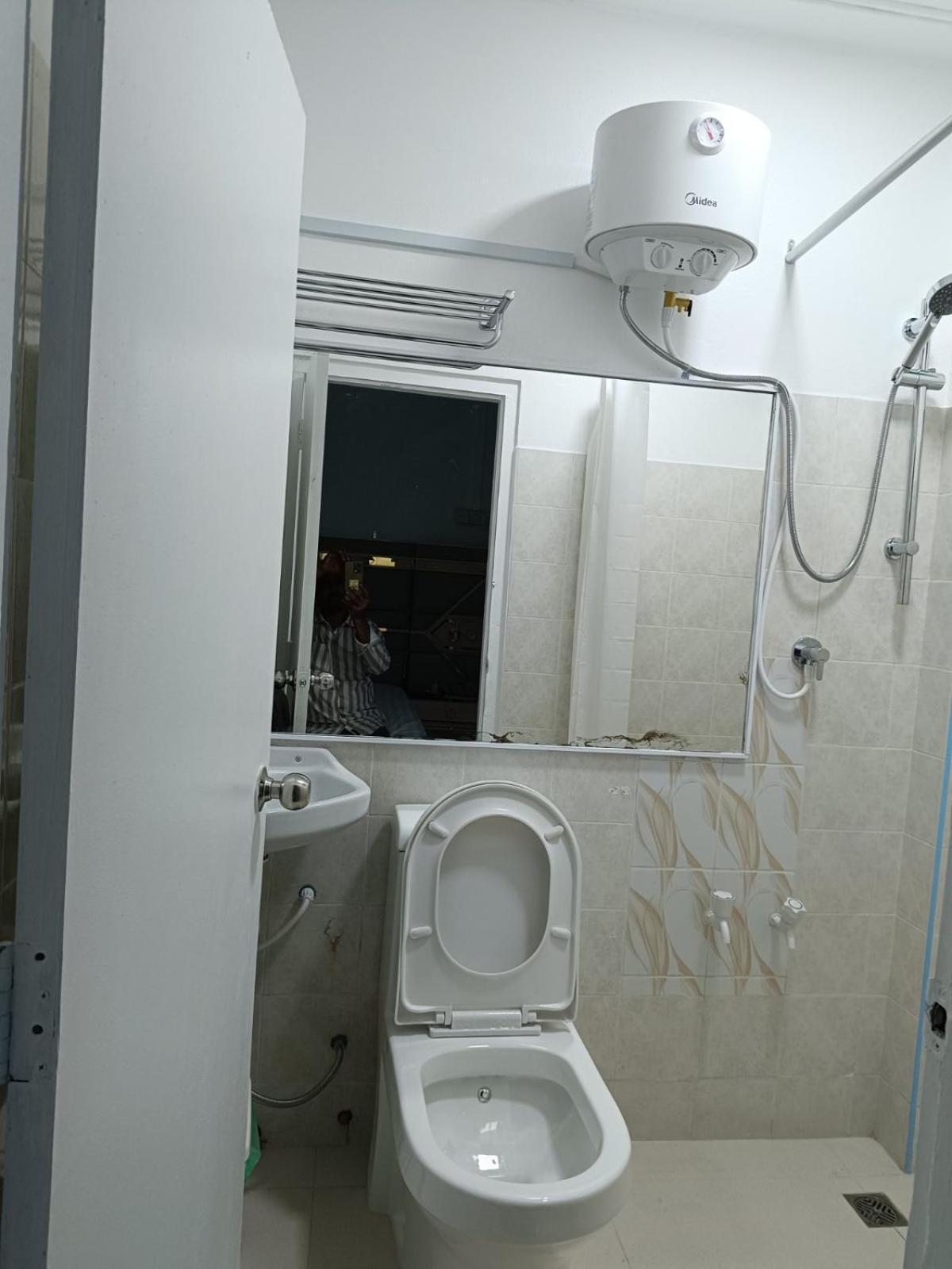Ontrack Travel Apartment Мале Екстериор снимка